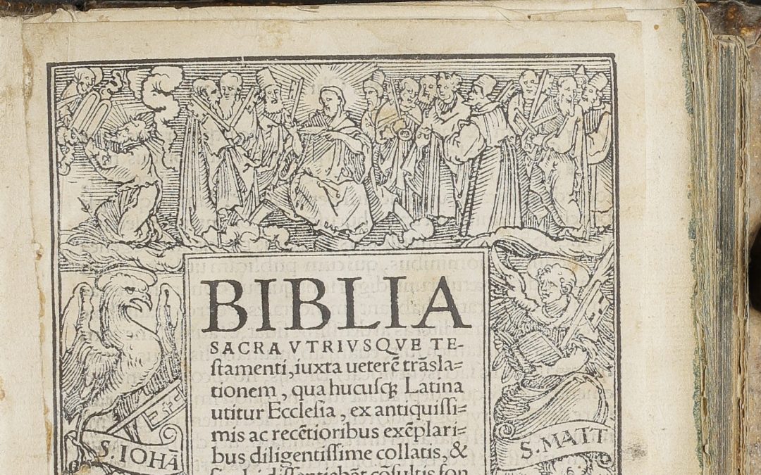 Rückkehr nach mehr als 34 Jahren – Gestohlene Bibel aus dem 16. Jahrhundert kehrt in die Cusanus-Bibliothek zurück